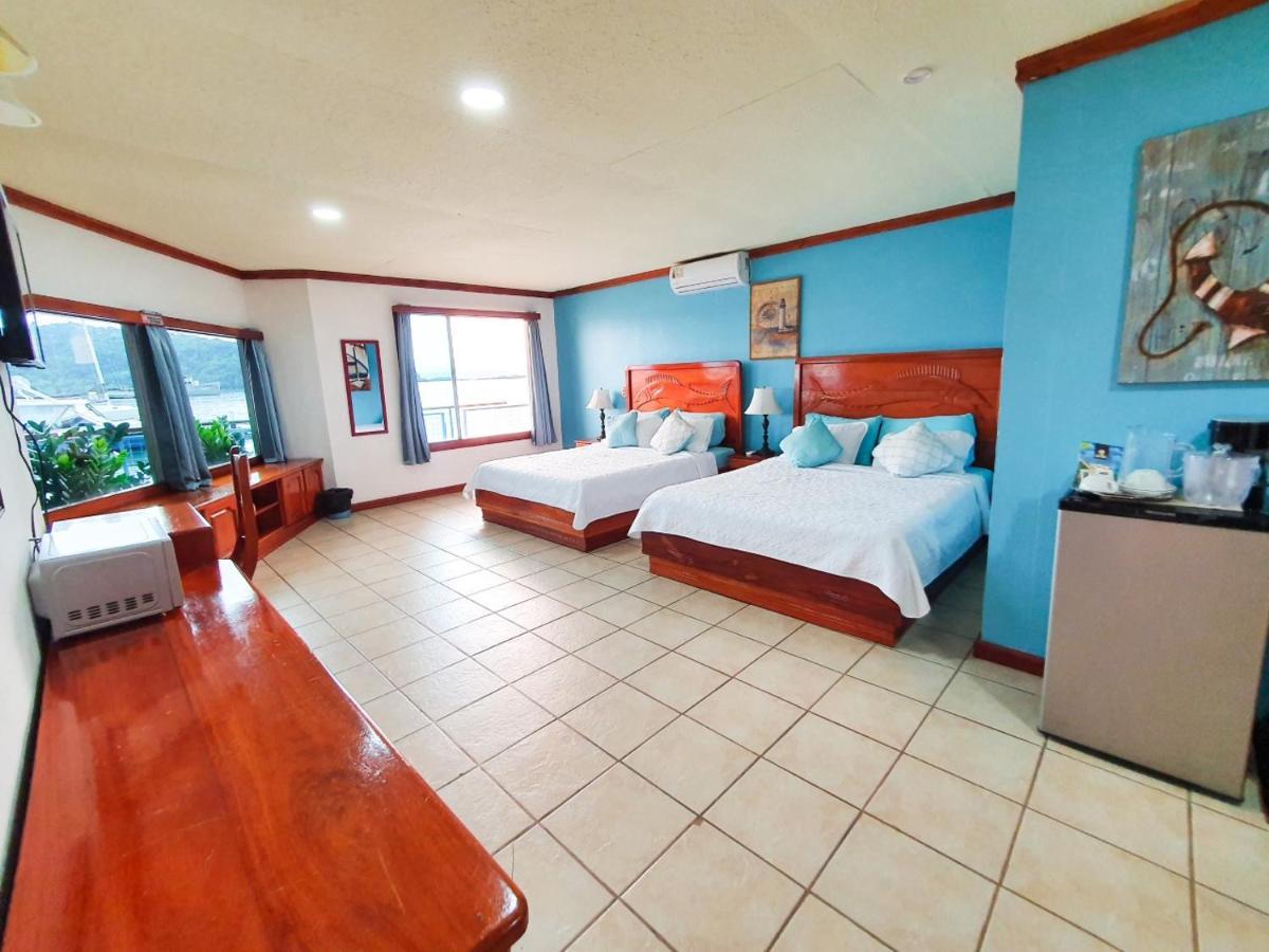 Fish Hook Marina Hotel Golfito Exterior photo