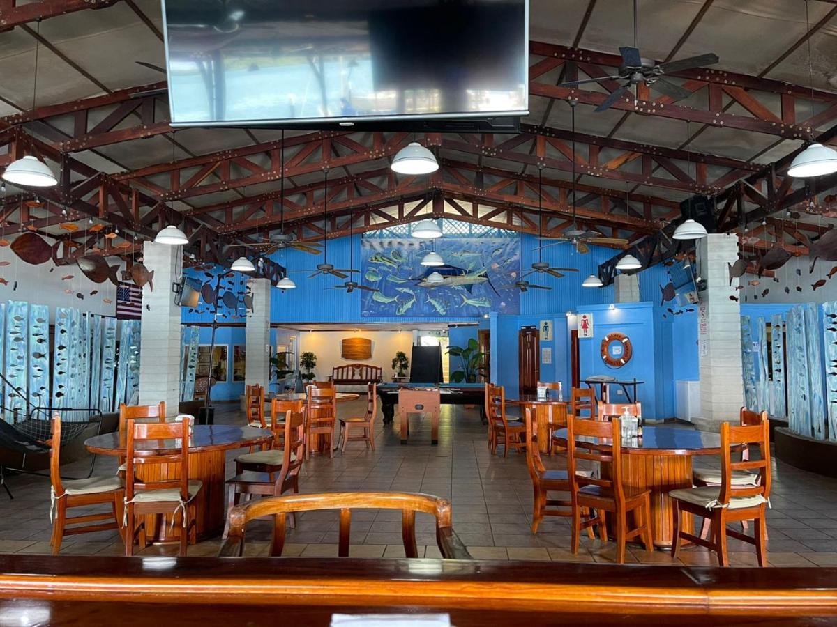Fish Hook Marina Hotel Golfito Exterior photo