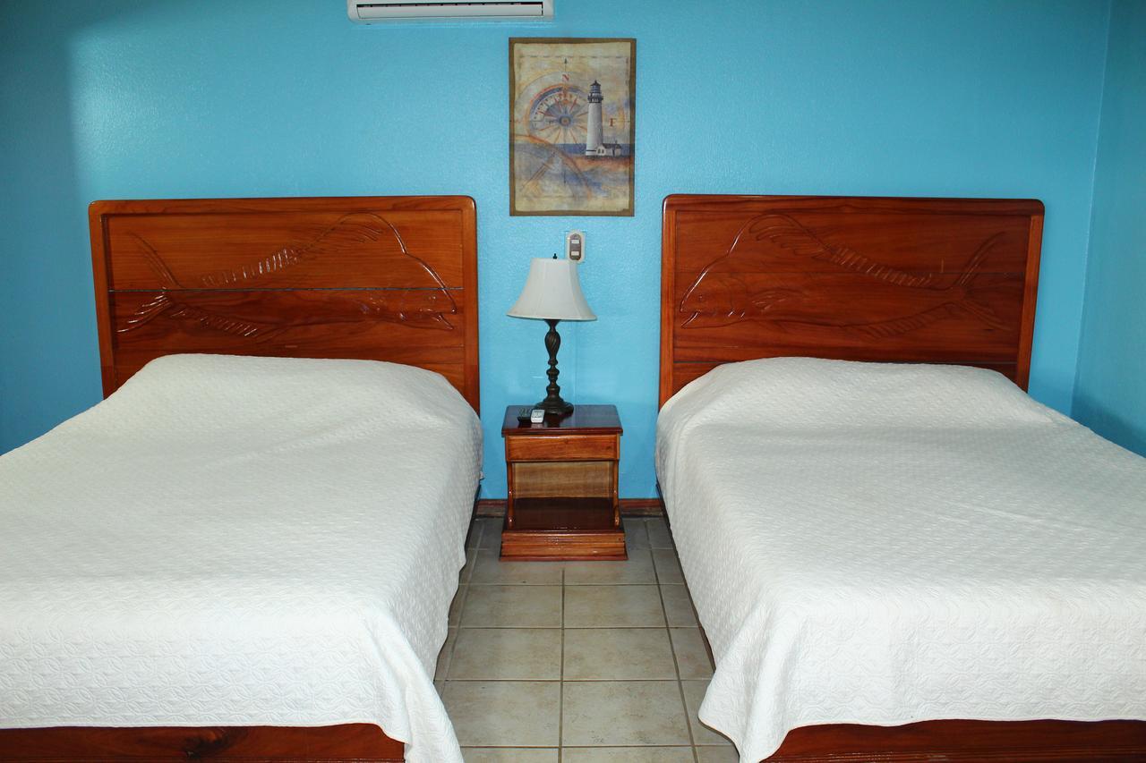 Fish Hook Marina Hotel Golfito Exterior photo
